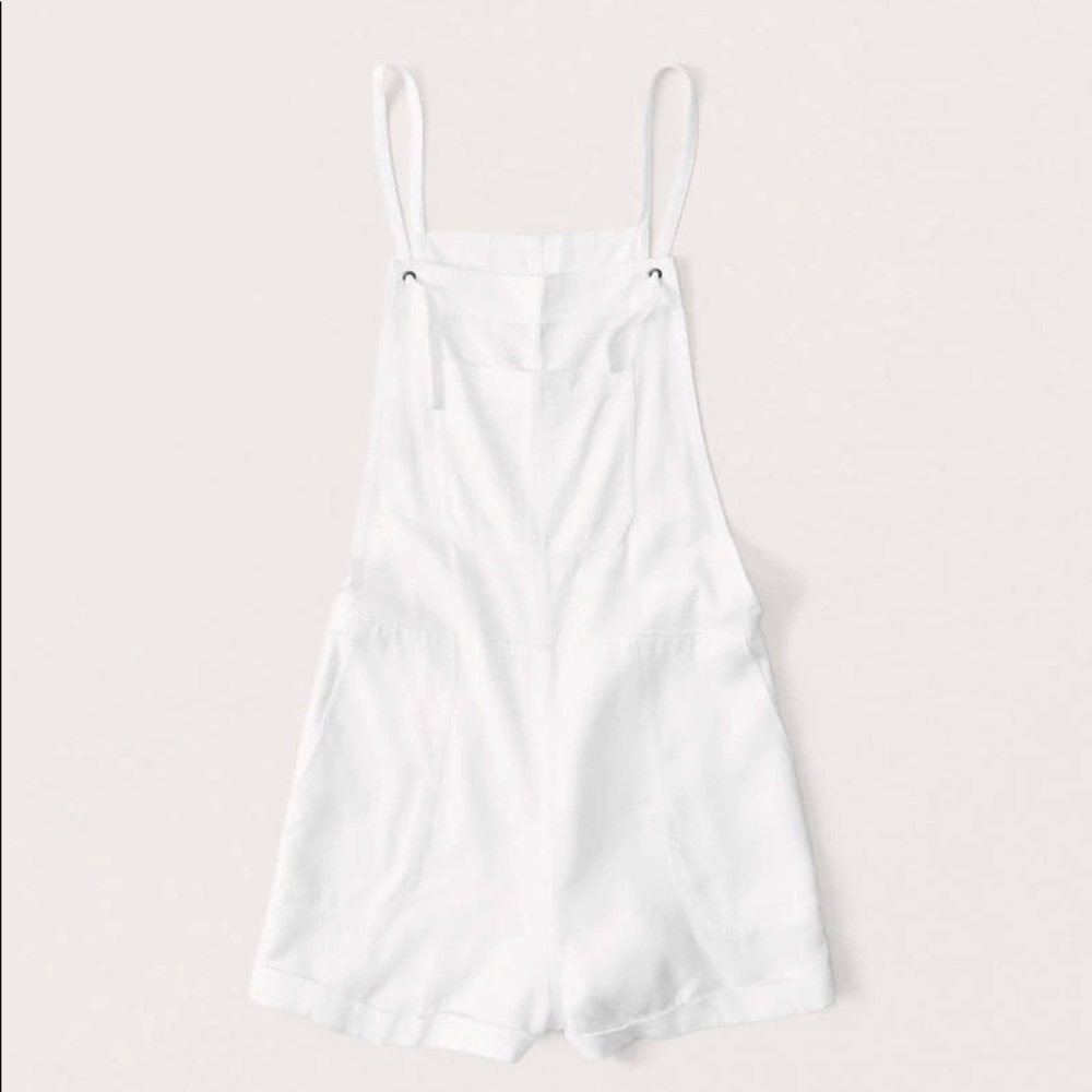 NWT Abercrombie and Fitch Overall Romper